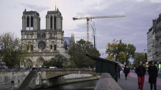 Fedezd fel a decemberben újranyíló Notre-Dame varázslatos világát – nézd meg a videót!