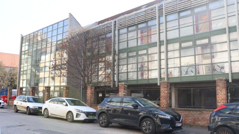 Volt némi tumultus, de most már az új lakók érkezését várják, a konfliktusos személyek helyett.