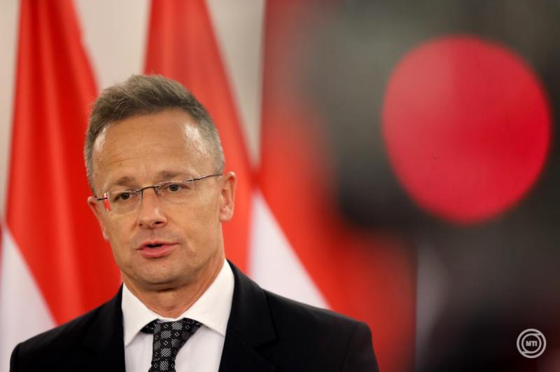 Szijjártó Péter bejelentette, hogy a közeljövőben megkezdődik az új kőolajvezeték építése Magyarország és Szerbia határán.