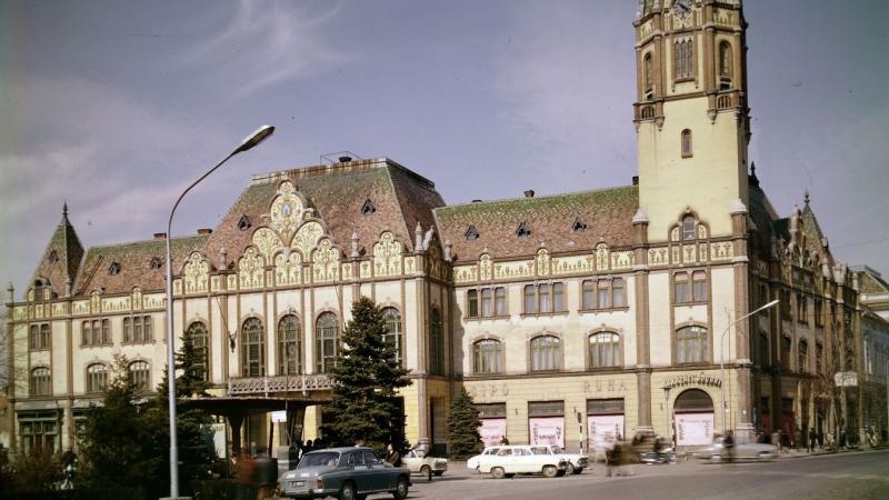 Régi fényképek segítségével idézzük fel Kiskunfélegyháza 20. századi történelmét és hangulatát.