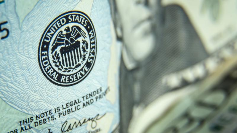 Az amerikai nagybankok jogi lépéseket fontolgatnak a Federal Reserve ellen.