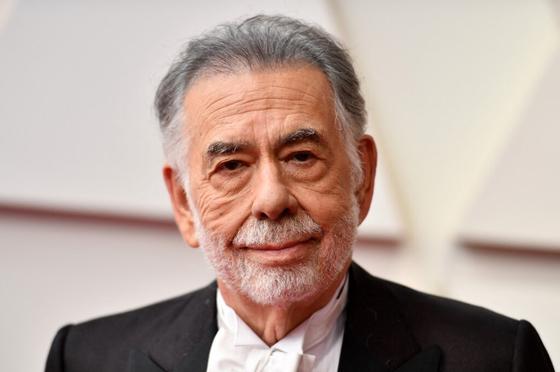 A Karate kölyök legendás sztárja végre visszaadta azt az 5 dollárt, amelyet 40 évvel ezelőtt kapott Coppolától.