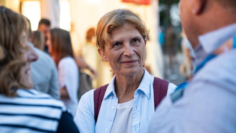 A miniszterelnök feleségének unokaöccse is jól megvan az ingatlanszektorban, hiszen szépen gyarapítja a jövedelmét.