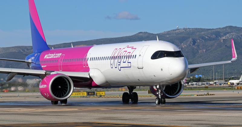 A Wizz Air jövője aggasztó képet mutat, mivel versenytársa szerint a légitársaság hamarosan nehéz helyzetbe kerülhet, akár csődbe is juthat.