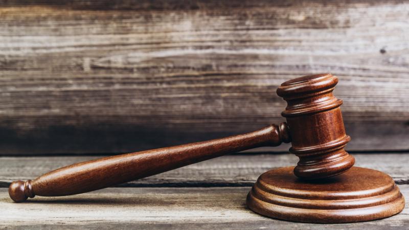 A nemzetközi műtárgypiacon drámai változások figyelhetők meg: a befektetők száma jelentősen csökkent. Az okok között szerepel, hogy a kriptovaluták és a mesterséges intelligencia iránti szenvedély egyre inkább elvonja a figyelmet és a tőkét a klasszikus m